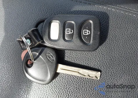 2011 Hyundai Sonata Gls z USA, uszkodzony, nr VIN 5NPEB4AC6BH224802